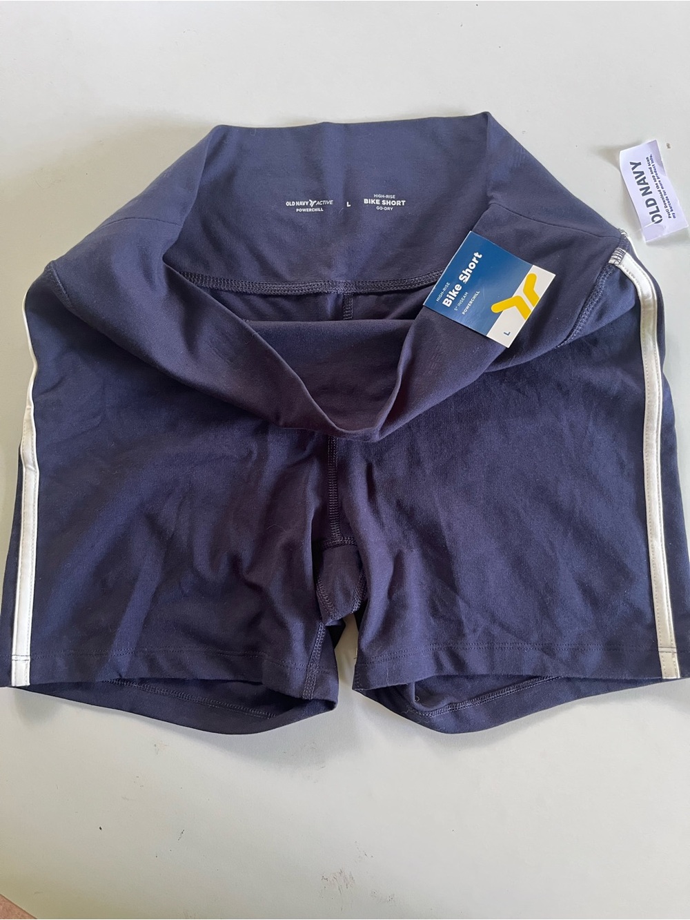 Old Navy High Waisted Power Chill Bike Shorts with White Side Stripe NWT